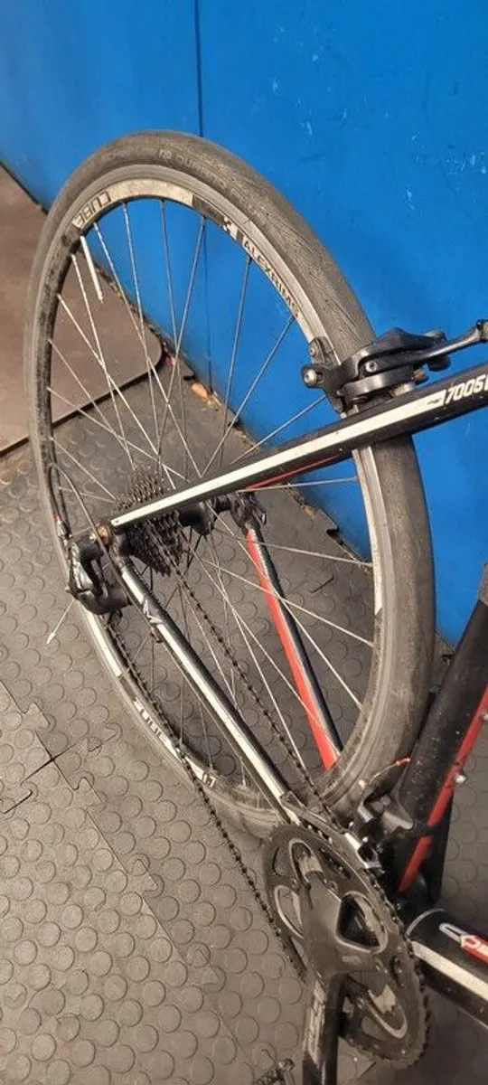 Road Bike - Image 3