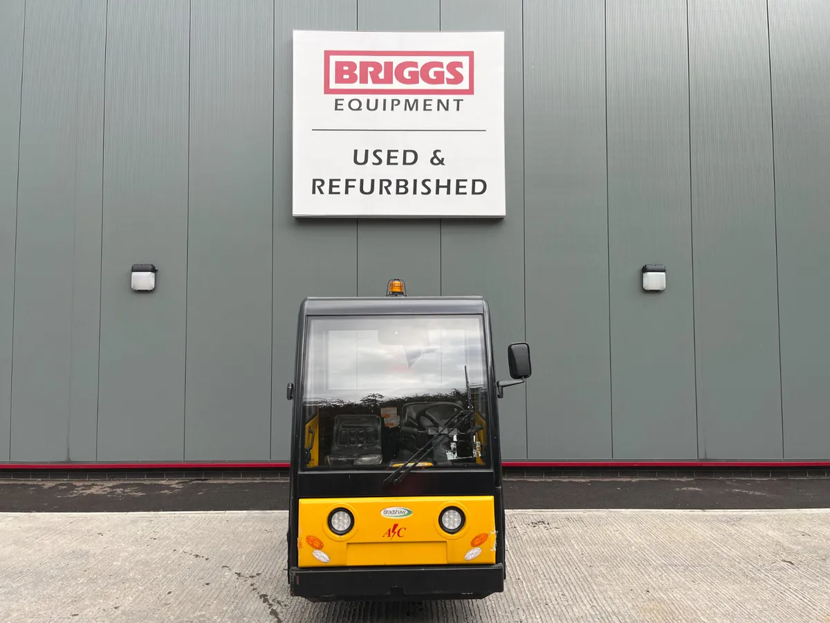 [1] 2017 Bradhsaw T1200 Tow Tractor [REF: 10446] - Image 4