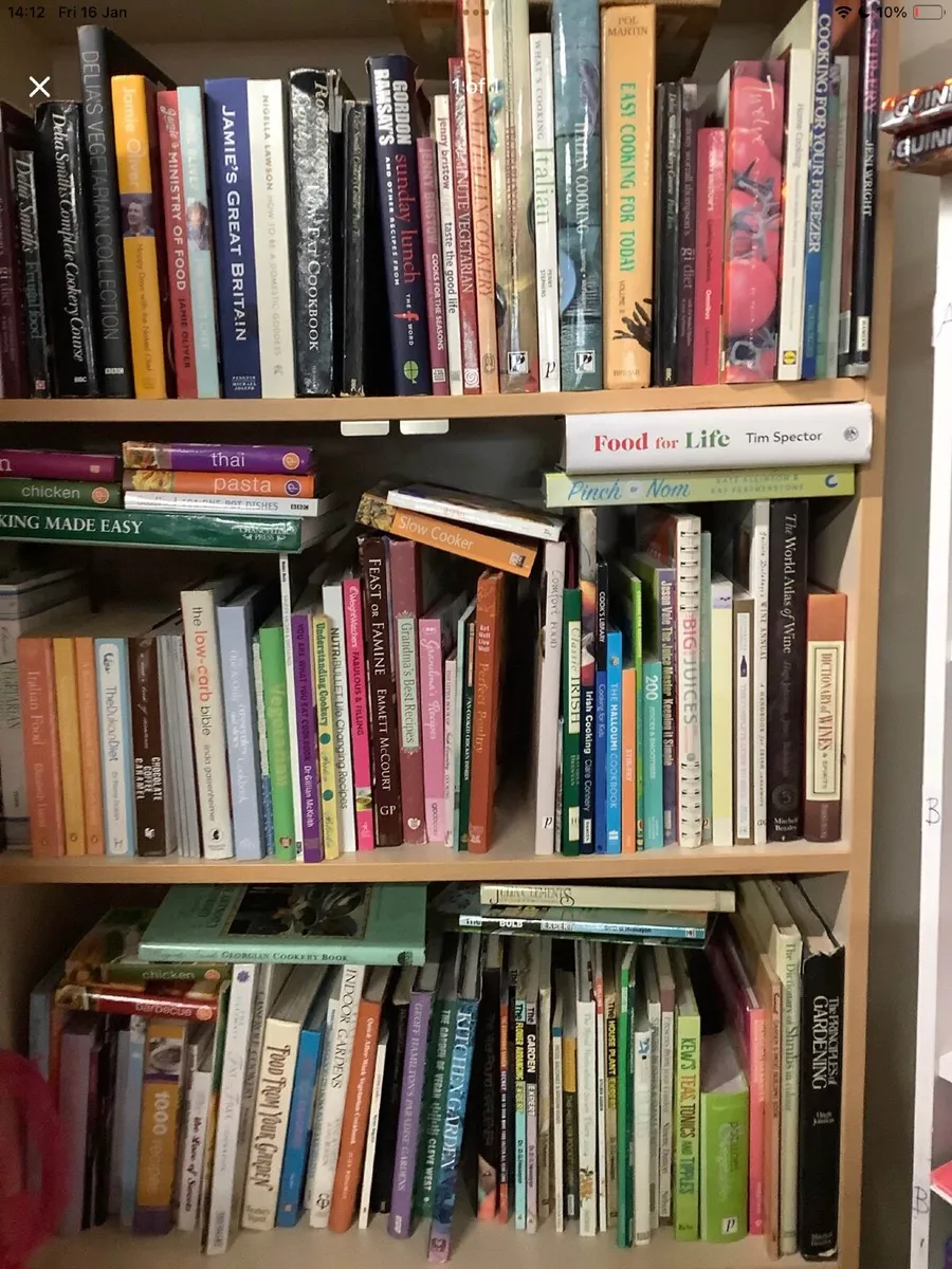 Bargain 100 cookery books