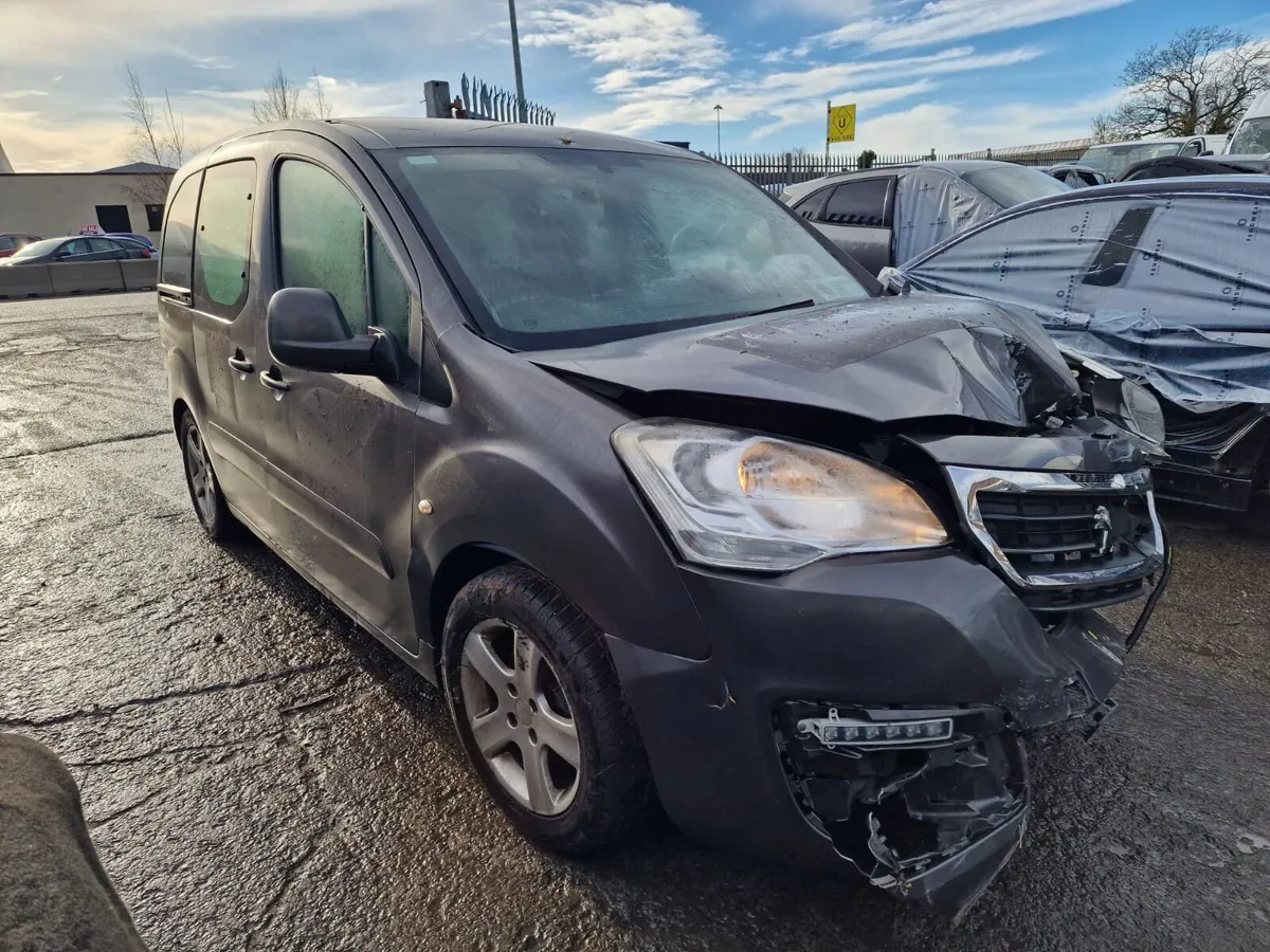 18 PEUGEOT PARTNER 1.6HDI MANUAL FOR BREAKING - Image 2