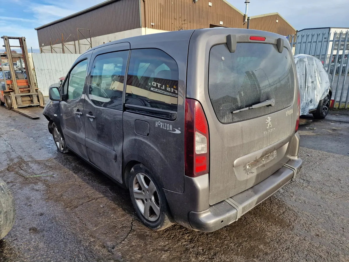 18 PEUGEOT PARTNER 1.6HDI MANUAL FOR BREAKING - Image 4