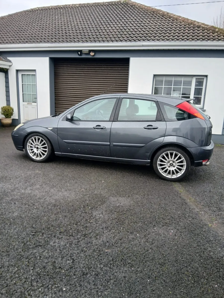 Ford Focus ST 170 - Image 1