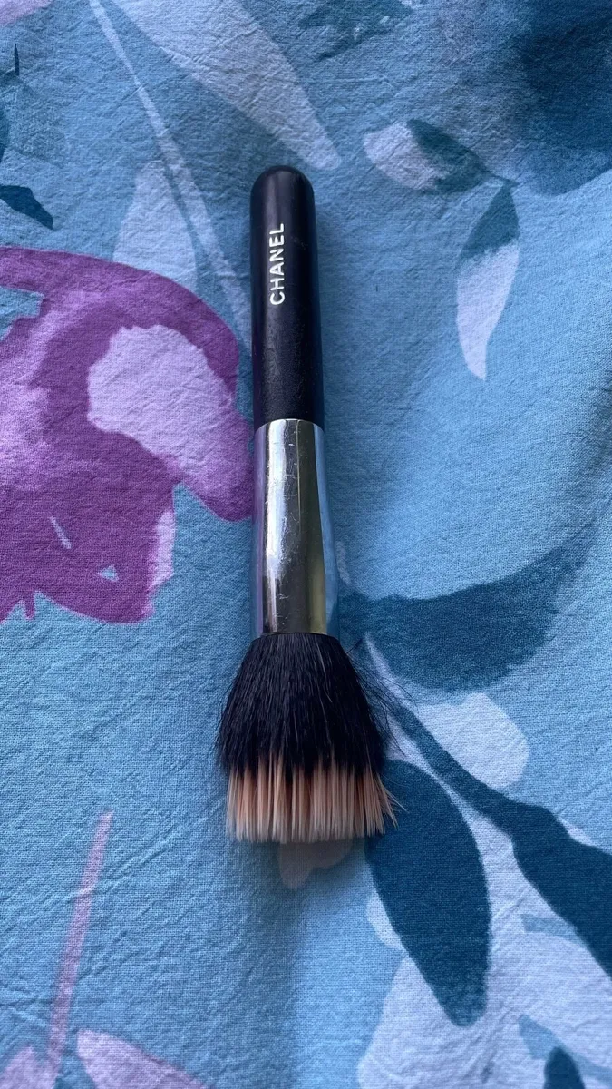 Chanel foundation brush - Image 4