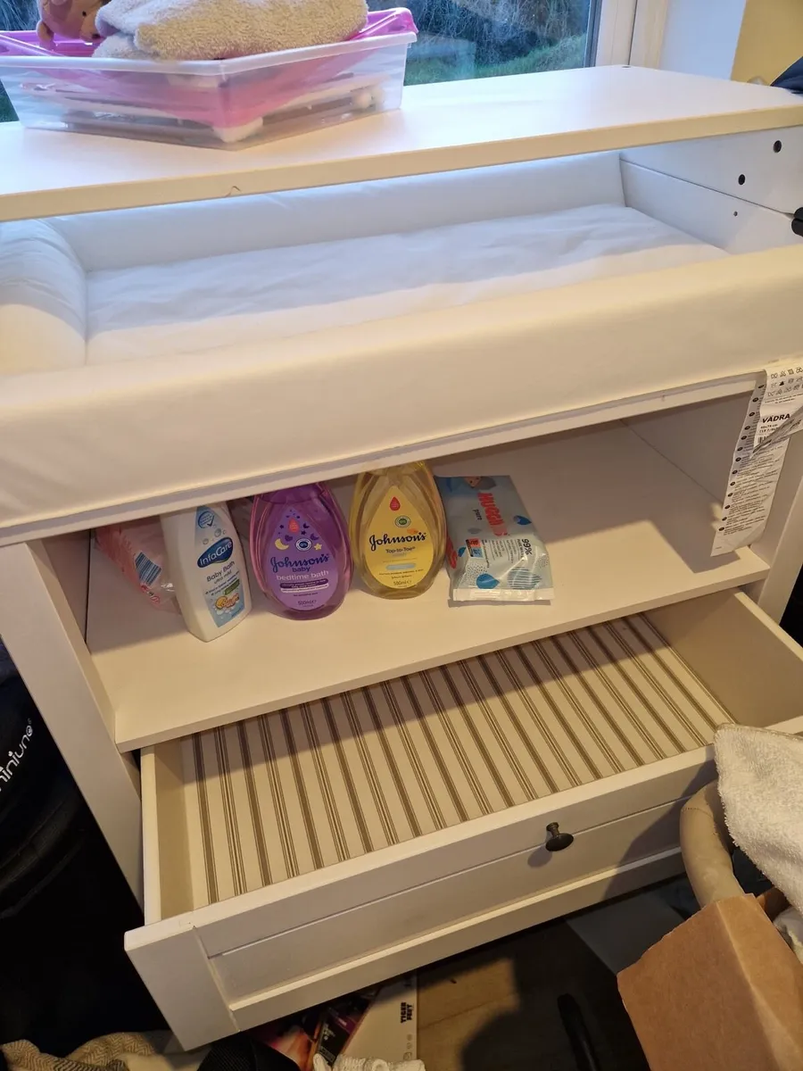 Baby changing unit - Image 3