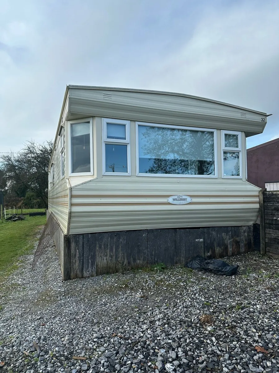 Mobile home - Image 1