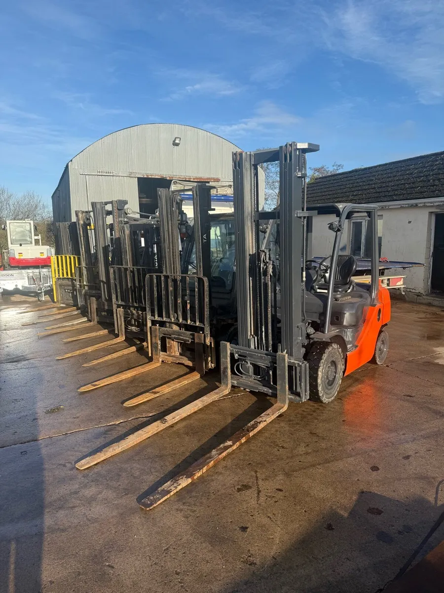 Forklifts for sale Toyota - Image 1