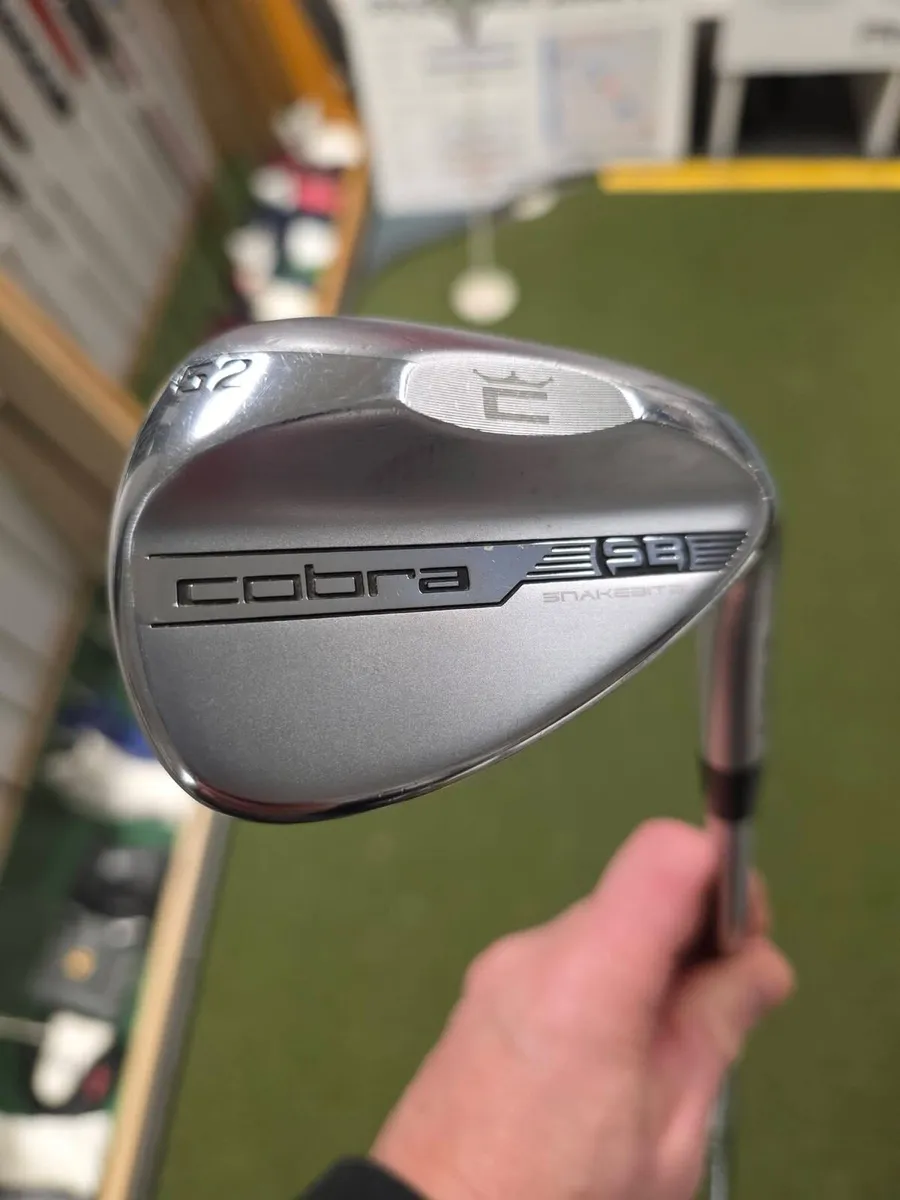 Cobra Snakebite Gap Wedge - Image 1