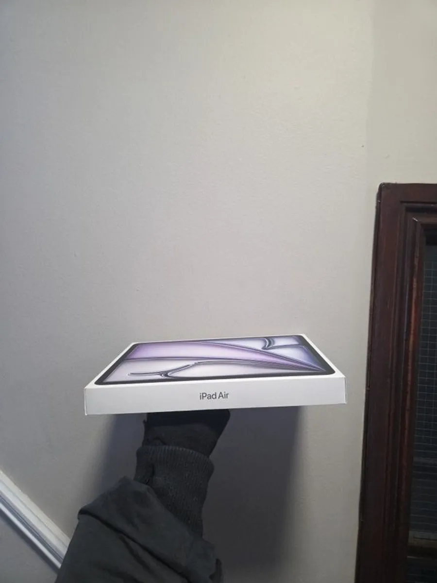 apple ipad - Image 2