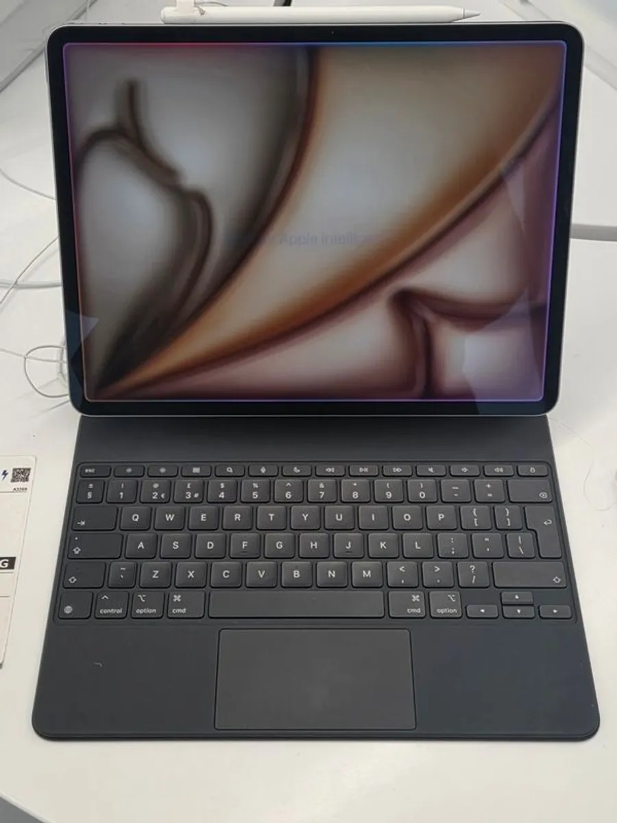 apple ipad - Image 1