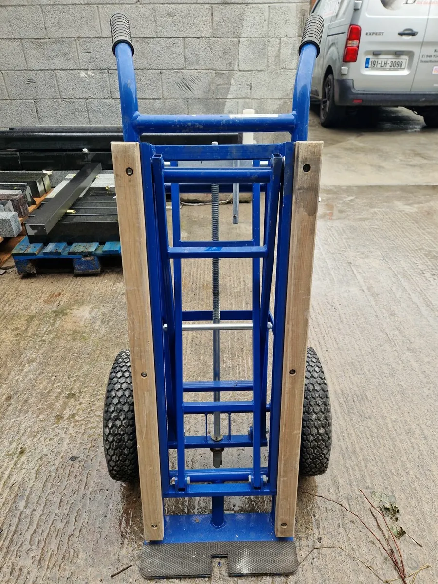 Stone handling equipment - Image 2