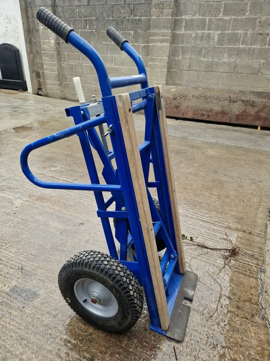 Stone handling equipment - Image 1