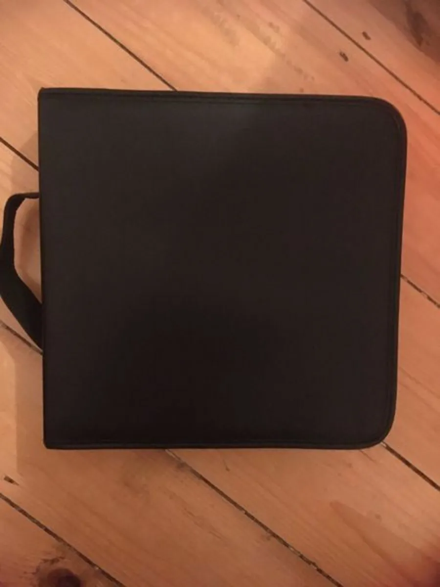 Pack of 10 CD Cases - Image 3