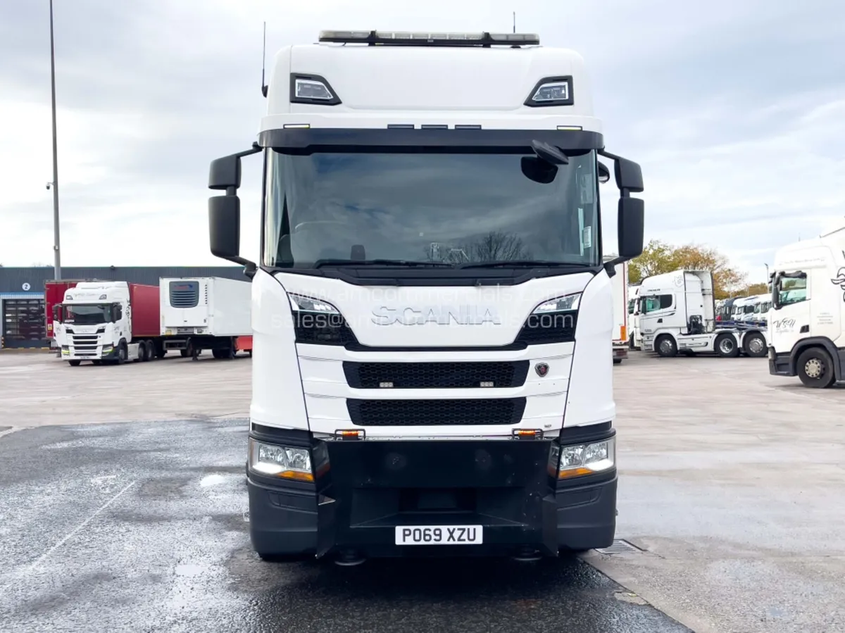 2019 SCANIA R450 HIGH SLEEPER CAB WITH CRANE MOUNT - Image 4