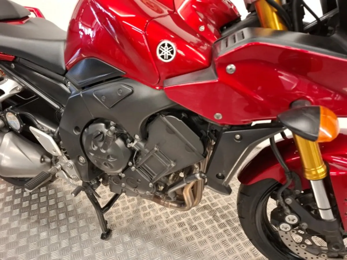 YAMAHA FZ1000 2006 - Image 4