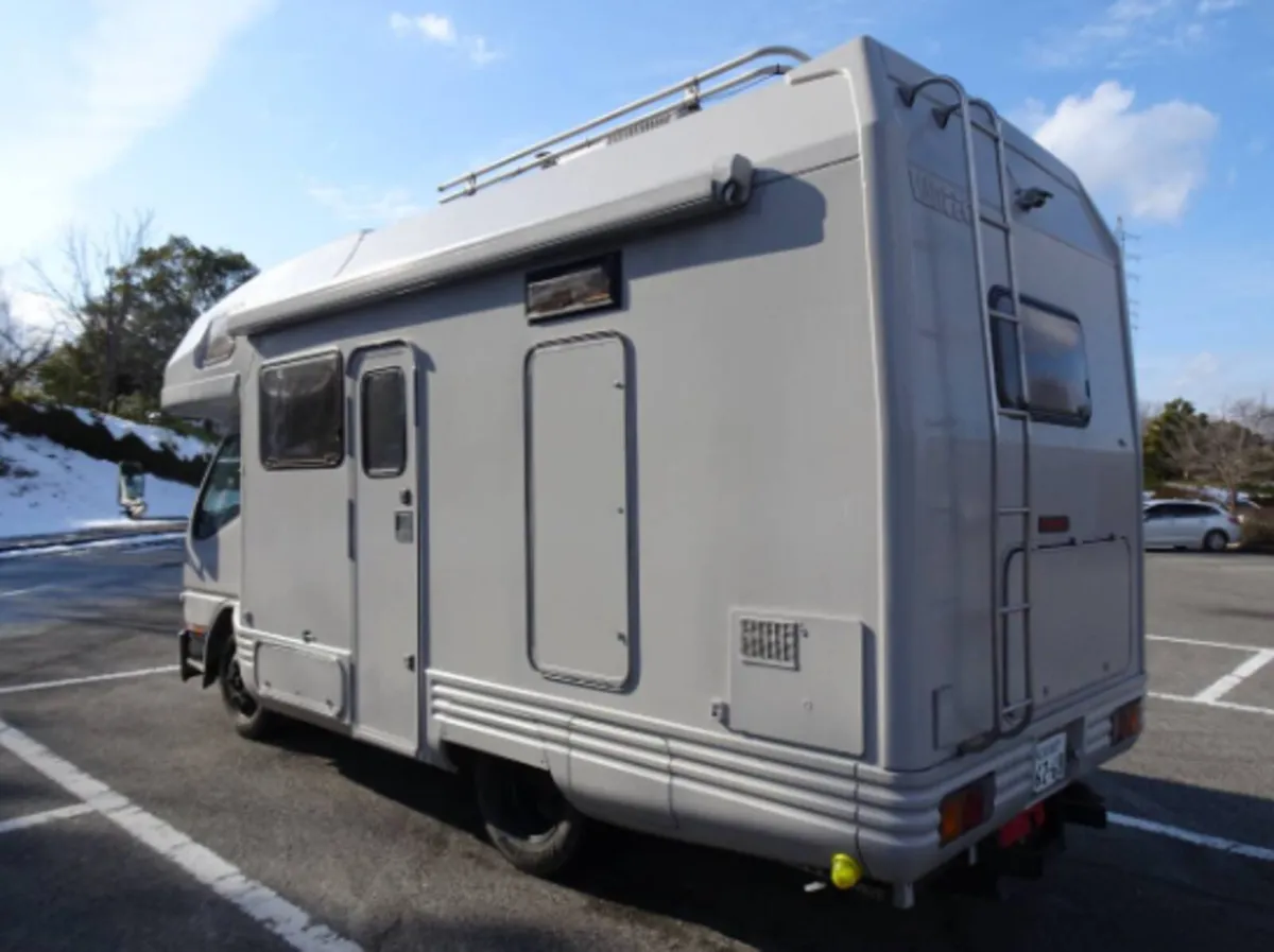 Mitsubishi Camper Vantech - Image 4