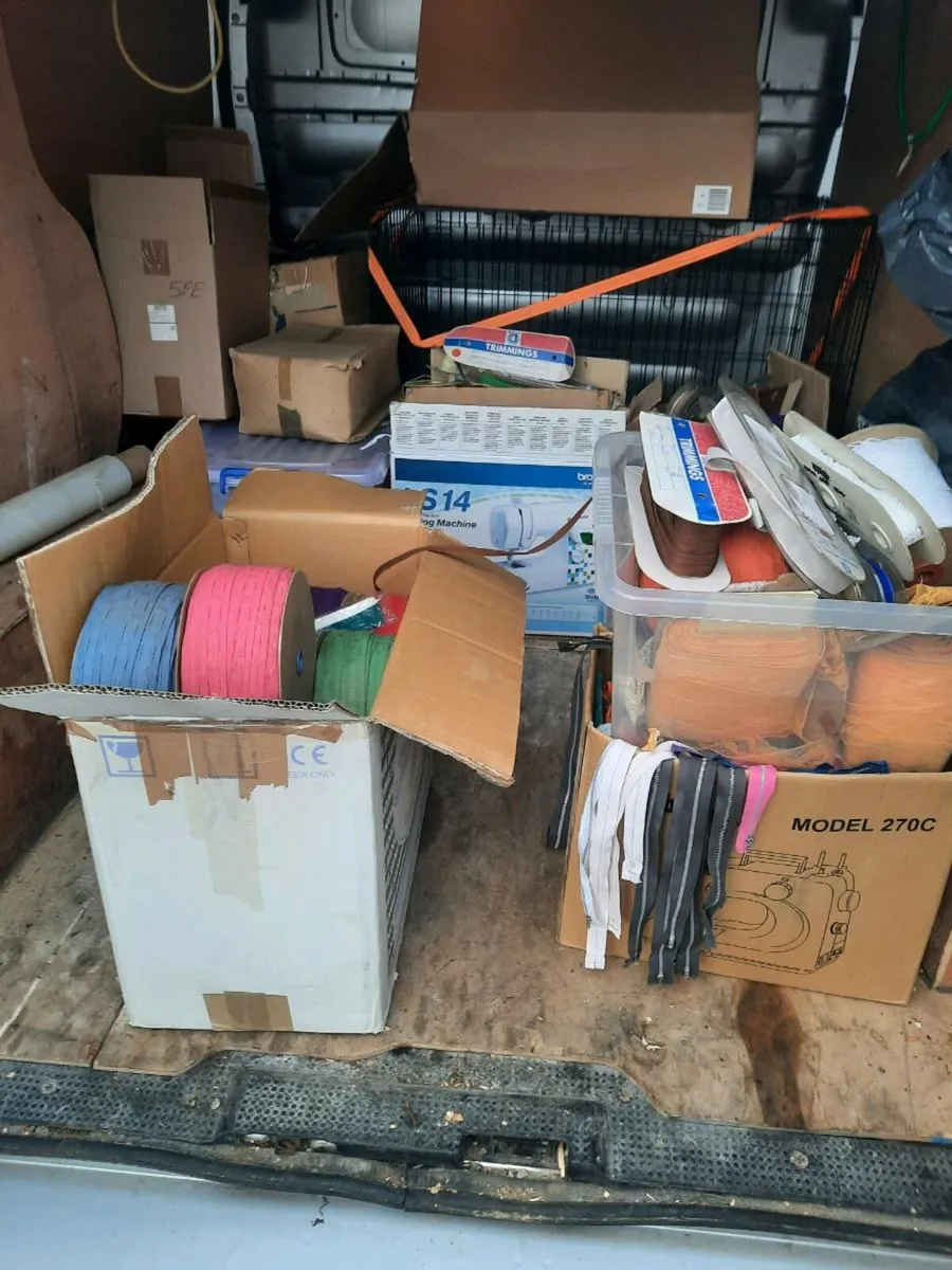 Sewing trimmings - Image 1