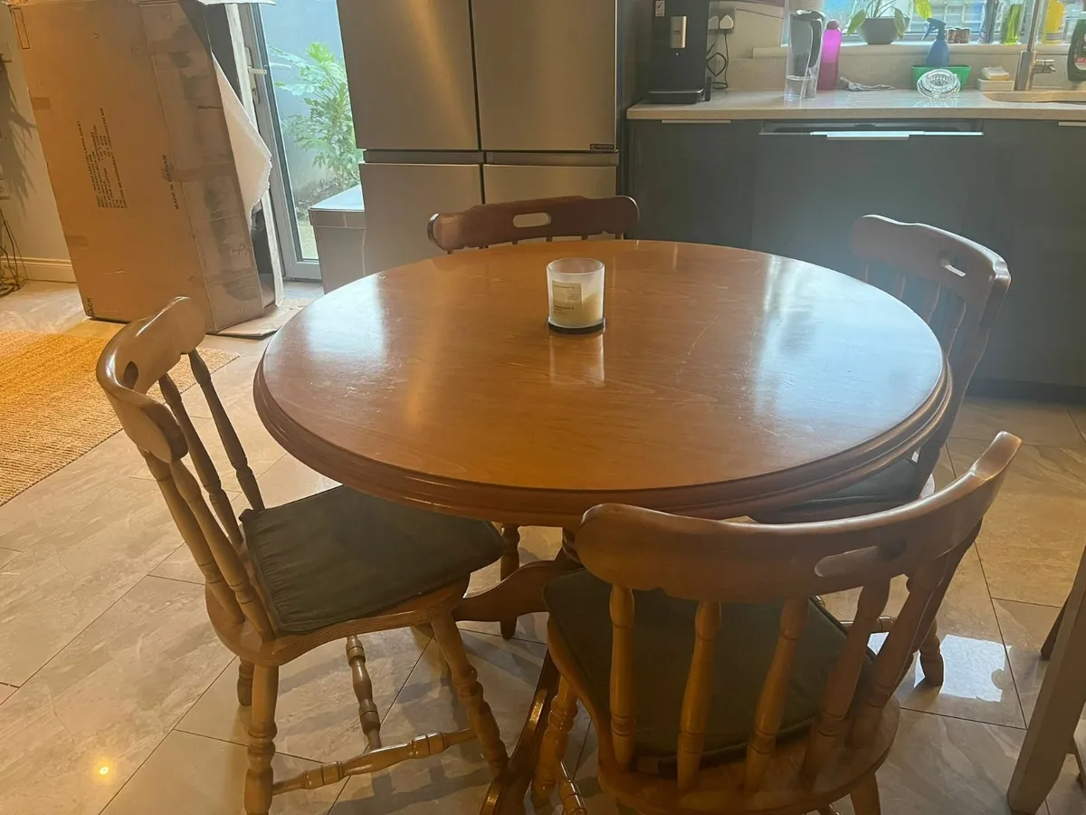 Dining Table & 4 chairs - Image 1