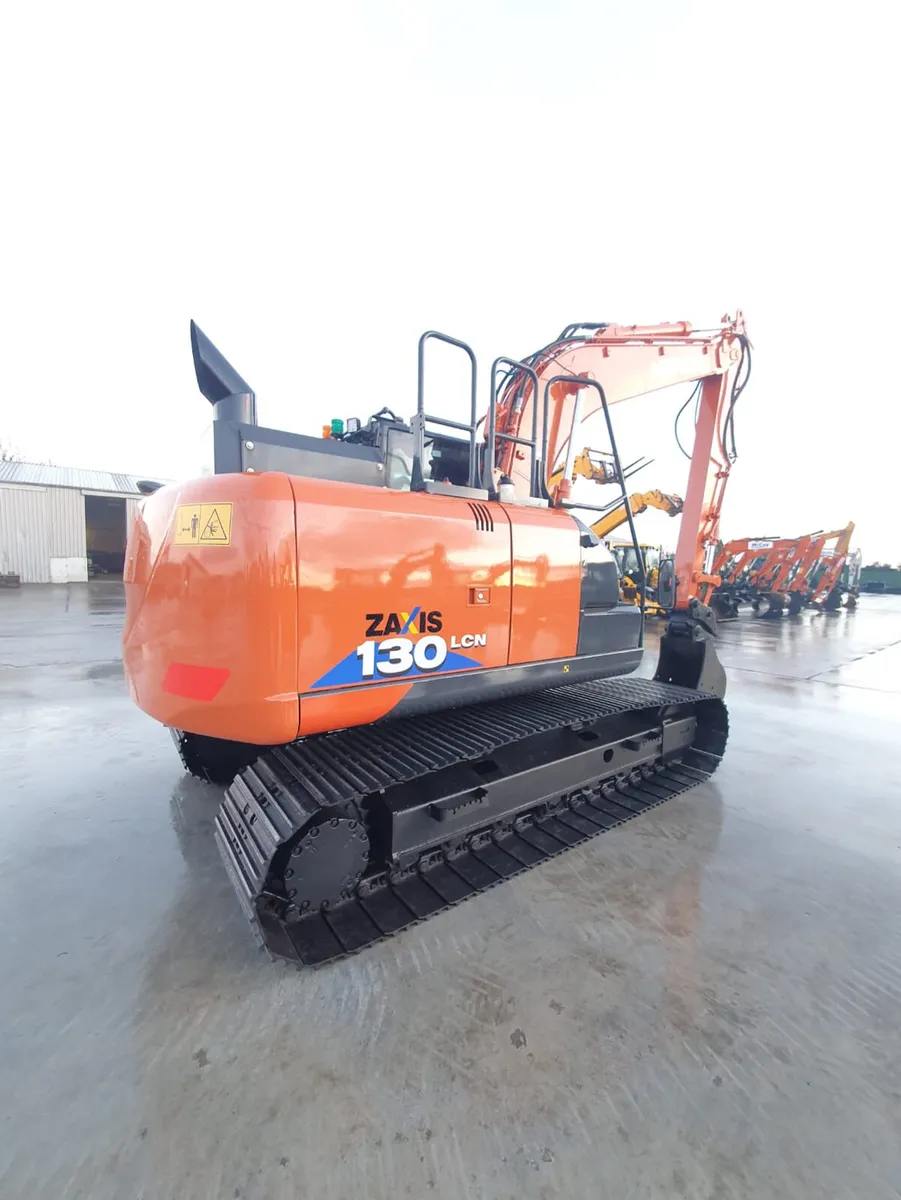 HITACHI ZX130-6 - Image 2
