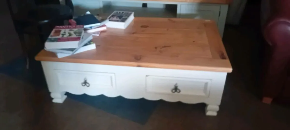 Large Wooden Top Coffee Table - Image 1