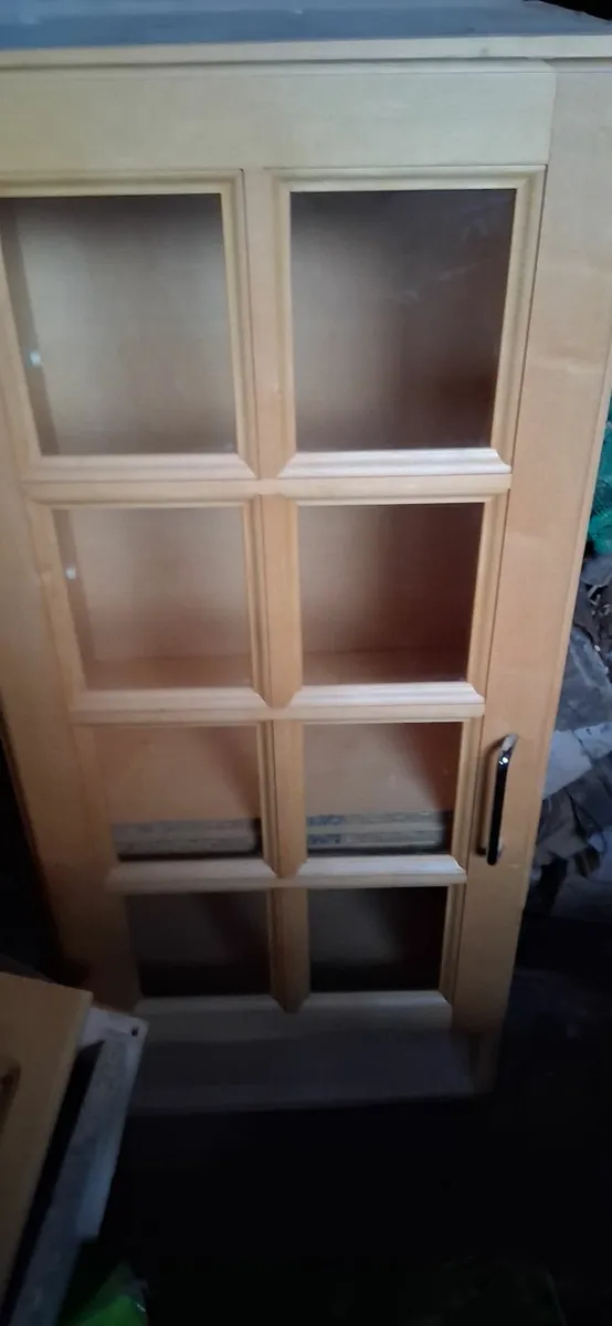 Kitchen presses sink and breakfast bar1 - Image 2