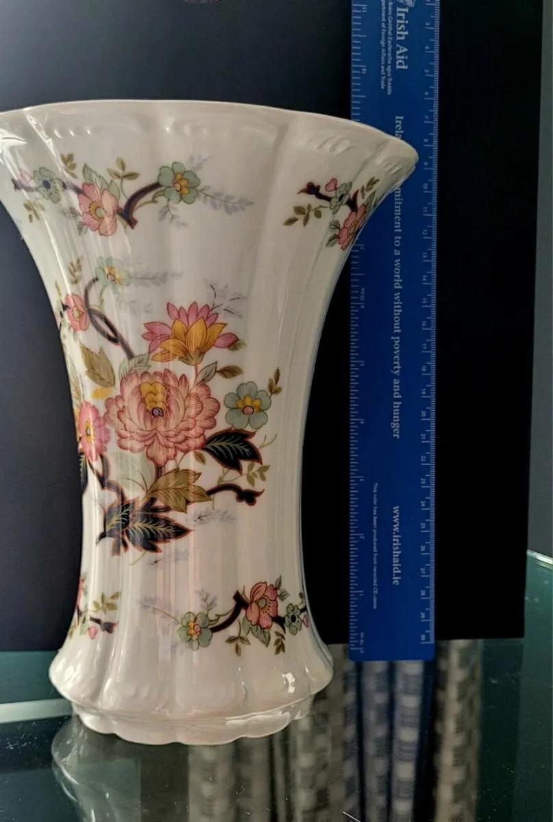 Flower Vase - Image 3