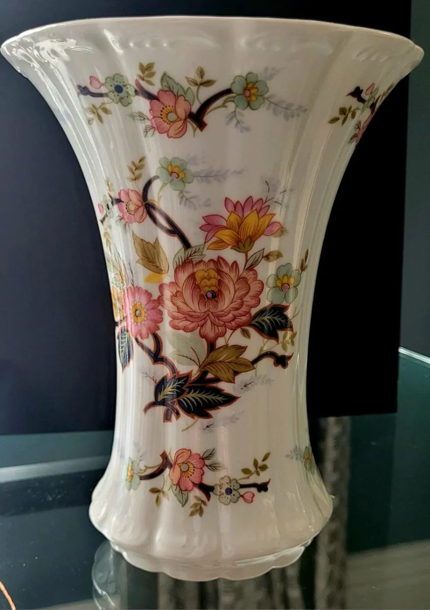 Flower Vase - Image 1