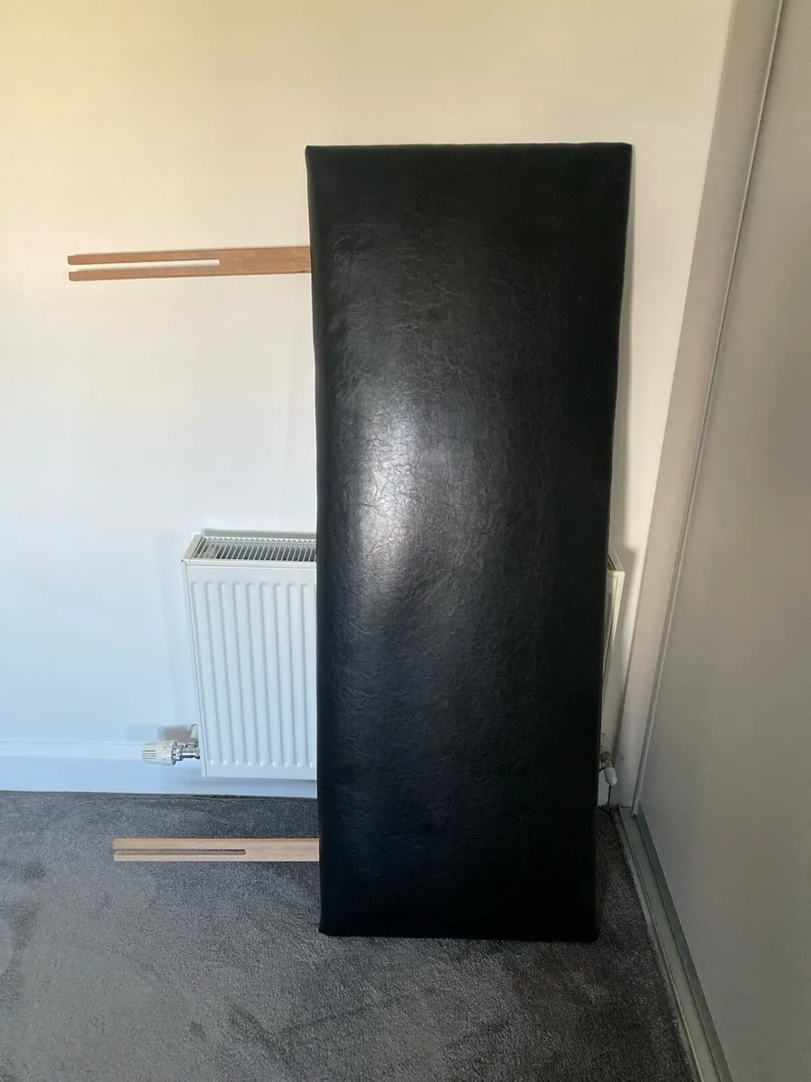 Black leatherette headboard - Image 2