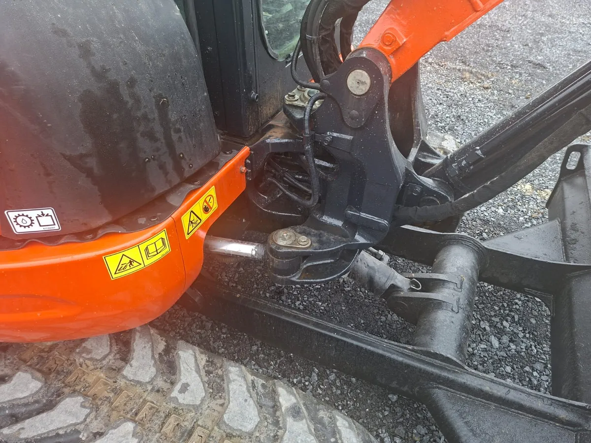 2018 Kubota U48-4 - Image 3
