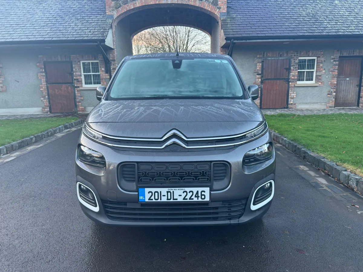 Citroen Berlingo Micro Camper - Manual - Image 2