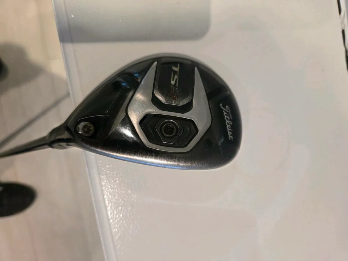Titleist Ts2 hybrid 23 degree - Image 3