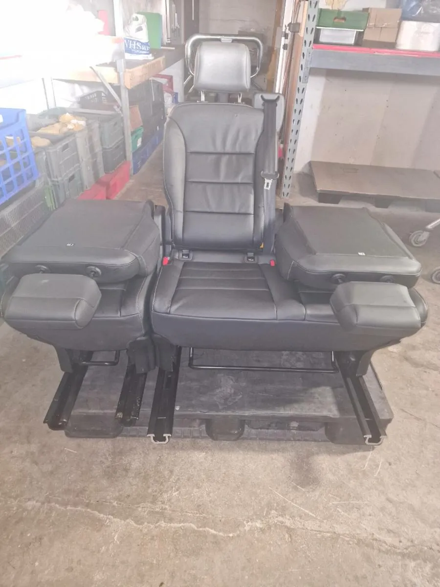 Van seats x3 - Image 2