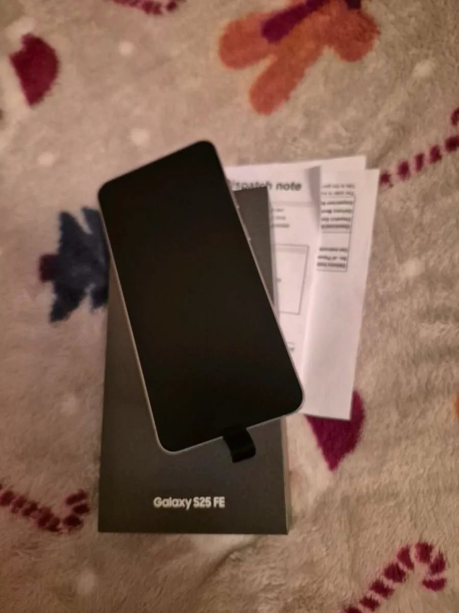 NEW SAMSUNG GALAXY S25 FE - Image 2