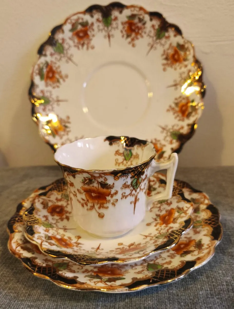 Vintage Alton Wellington China Tea ware - Image 1