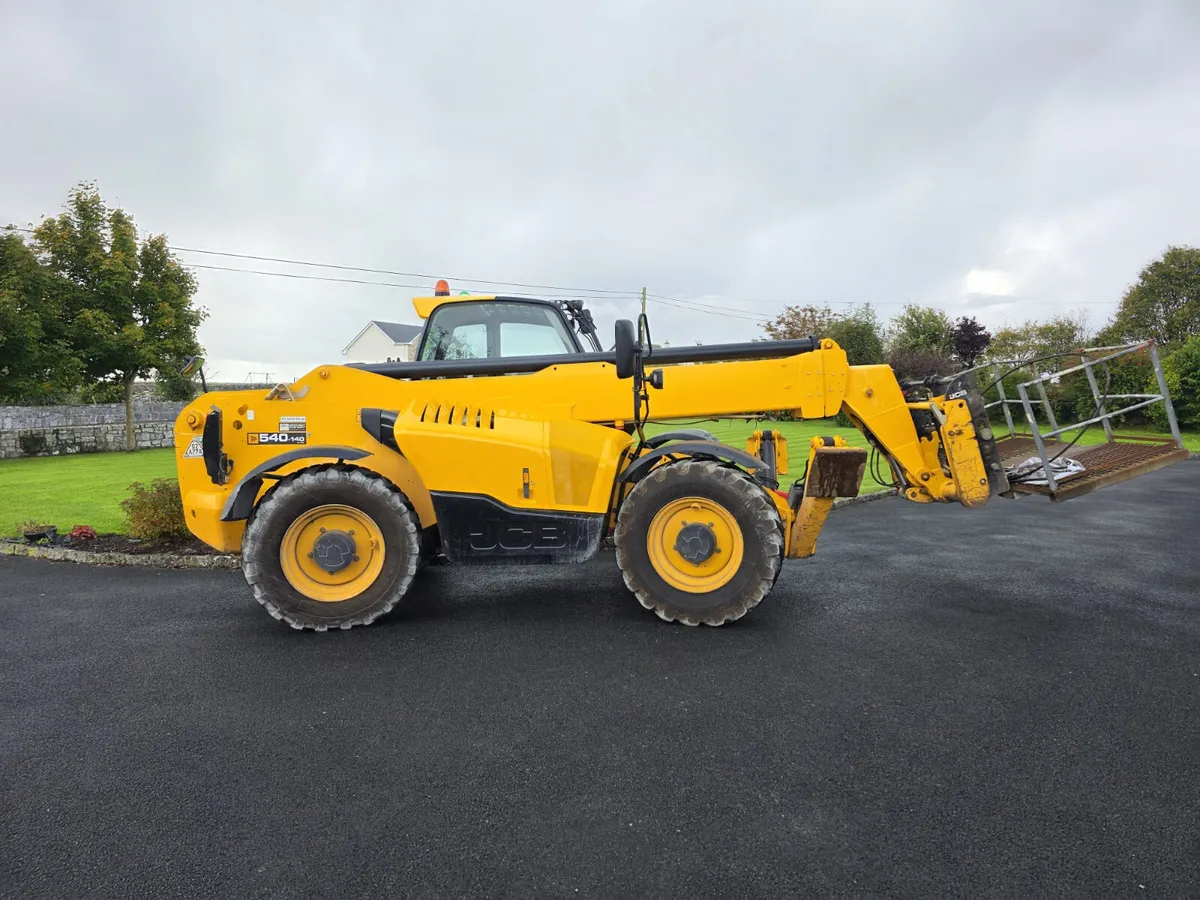 2020 JCB 540-140 Telehandler - Image 4