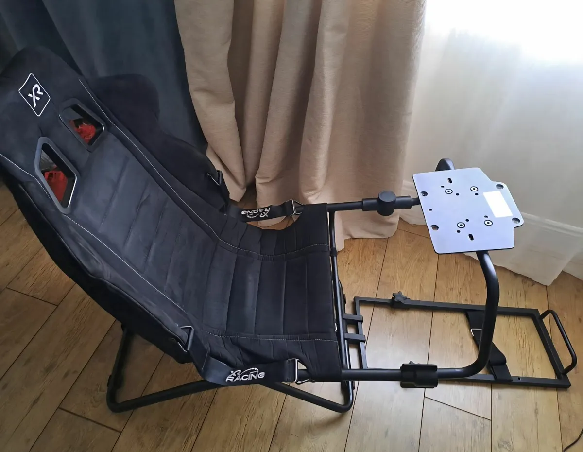 Sim cockpit - Image 1