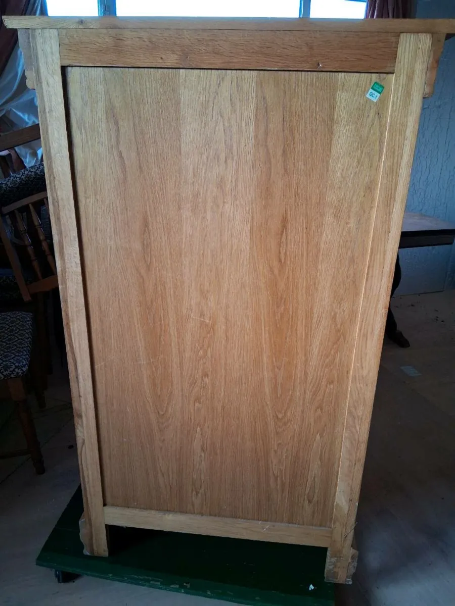 Oak chest of drawers - Image 3