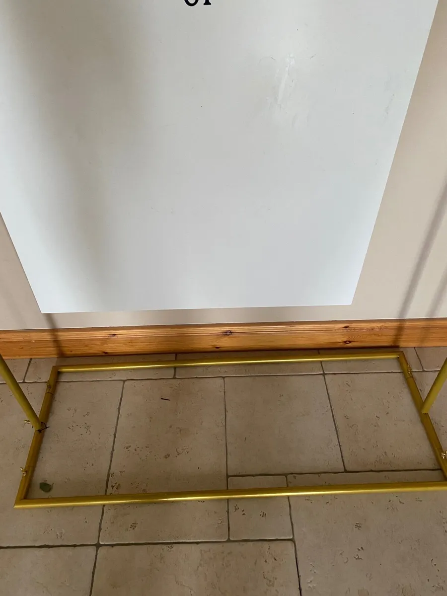 Wedding arch & Sign - Image 3