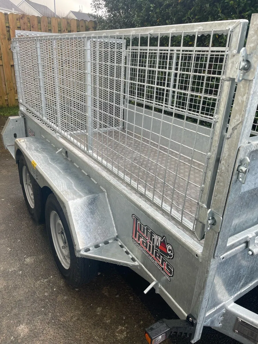 New trailer - Image 2