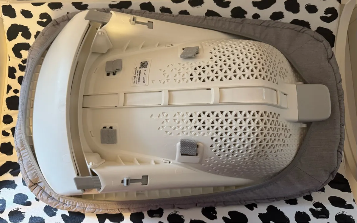 Stokke Tripp Trapp Newborn Set with Toy Hanger - Image 2