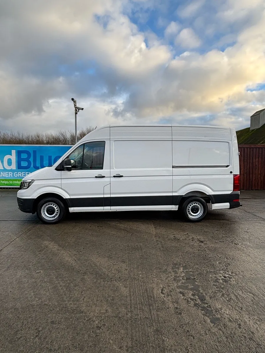 VW CRAFTER - Image 4