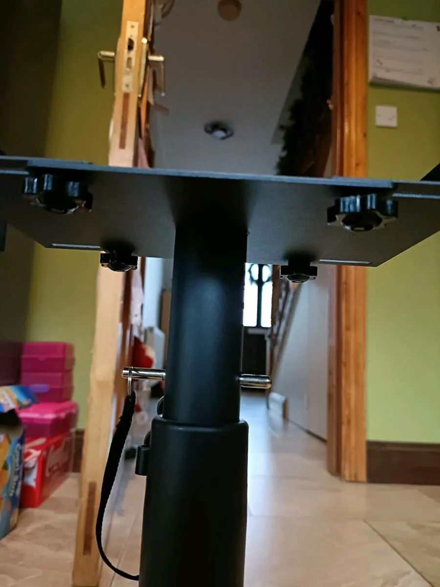Speaker stand - Image 2