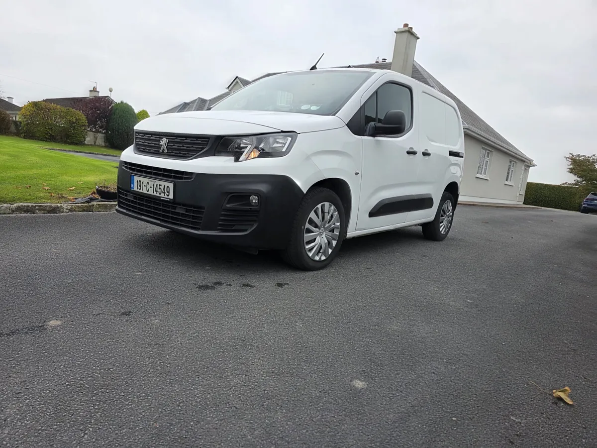 2019 Peugeot Partner - Image 4