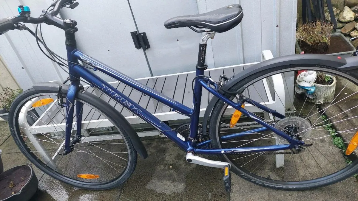 Trek 7.1  FX Alpha Aluminium Frame - Image 4