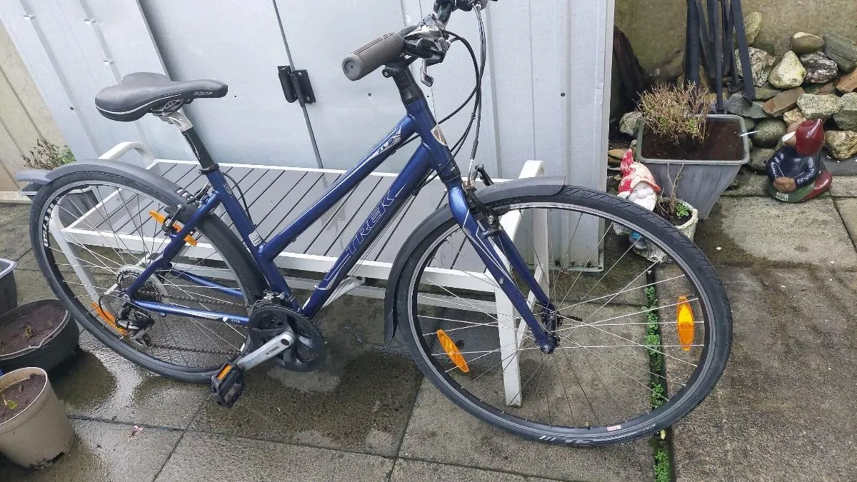 Trek 7.1  FX Alpha Aluminium Frame - Image 1