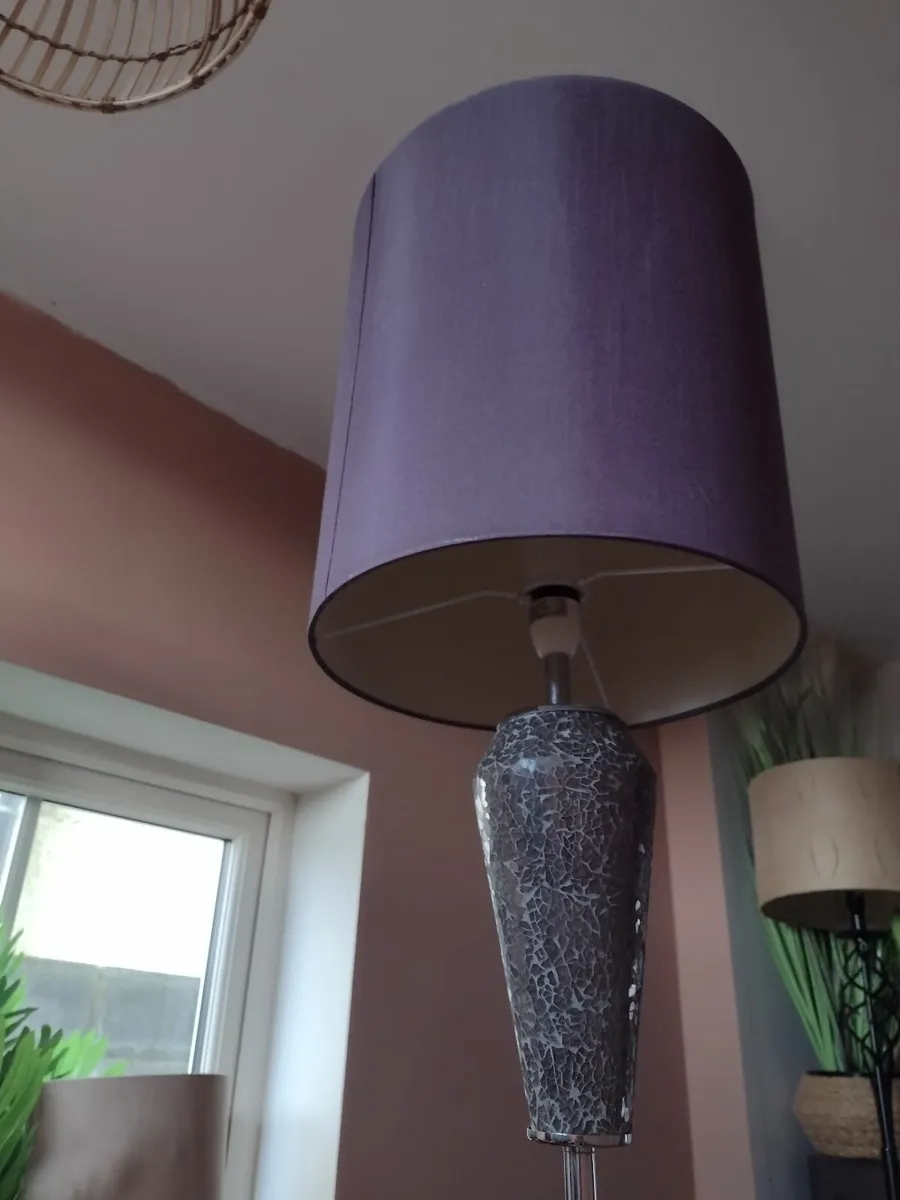 5ft tall heavy chrome floor lamp - Image 1