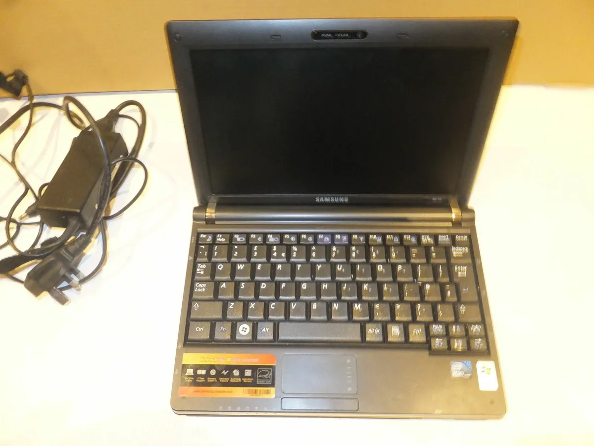 Samsung NC10 mini laptop - Image 3