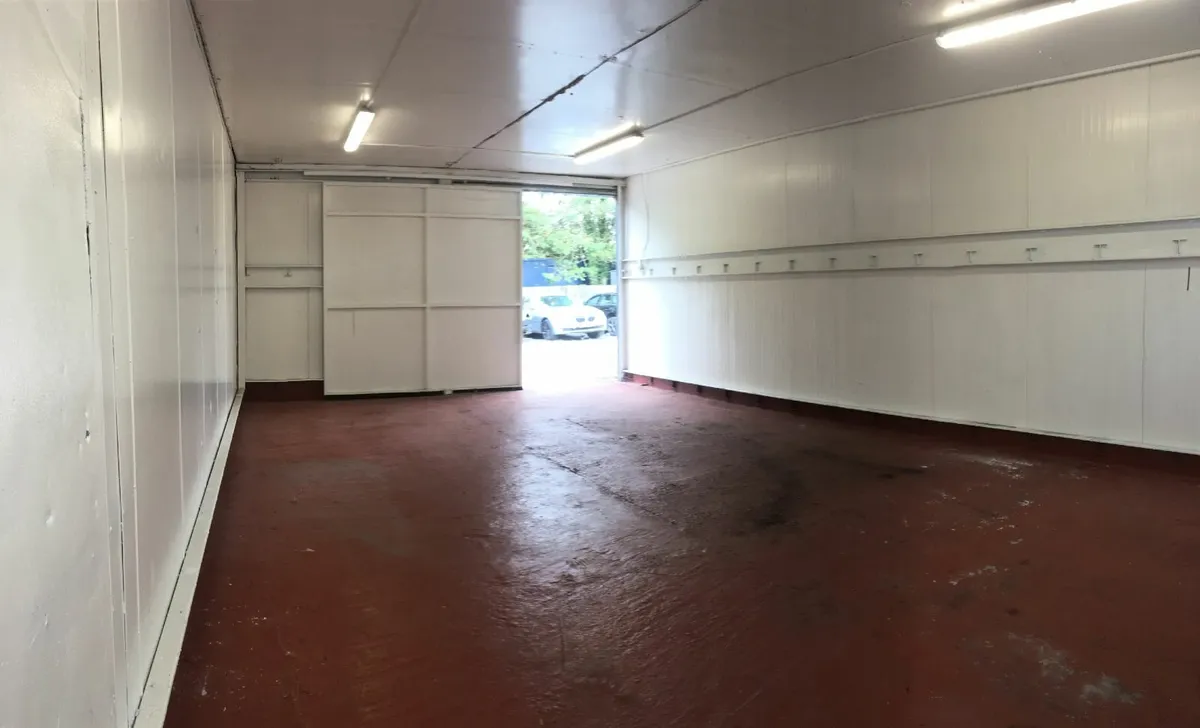Workshop/Storage for rent - Image 4