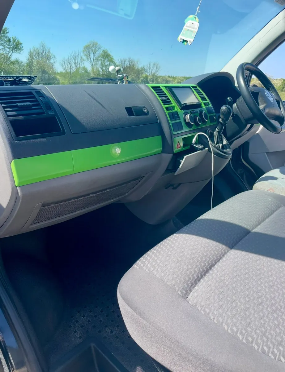2005 VW TRANSPORTER 2.5 TDI CAMPER - Image 4