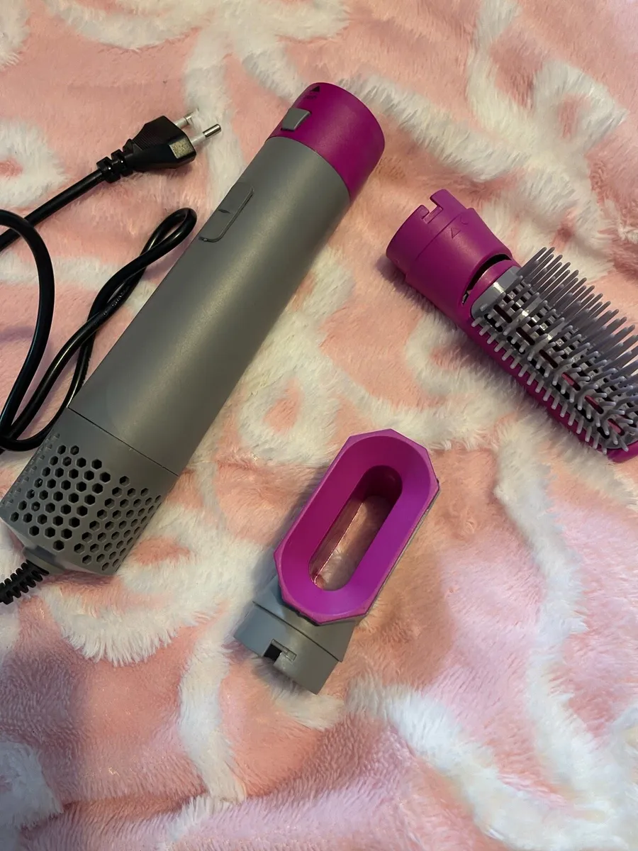 Dyson dupe - Image 1