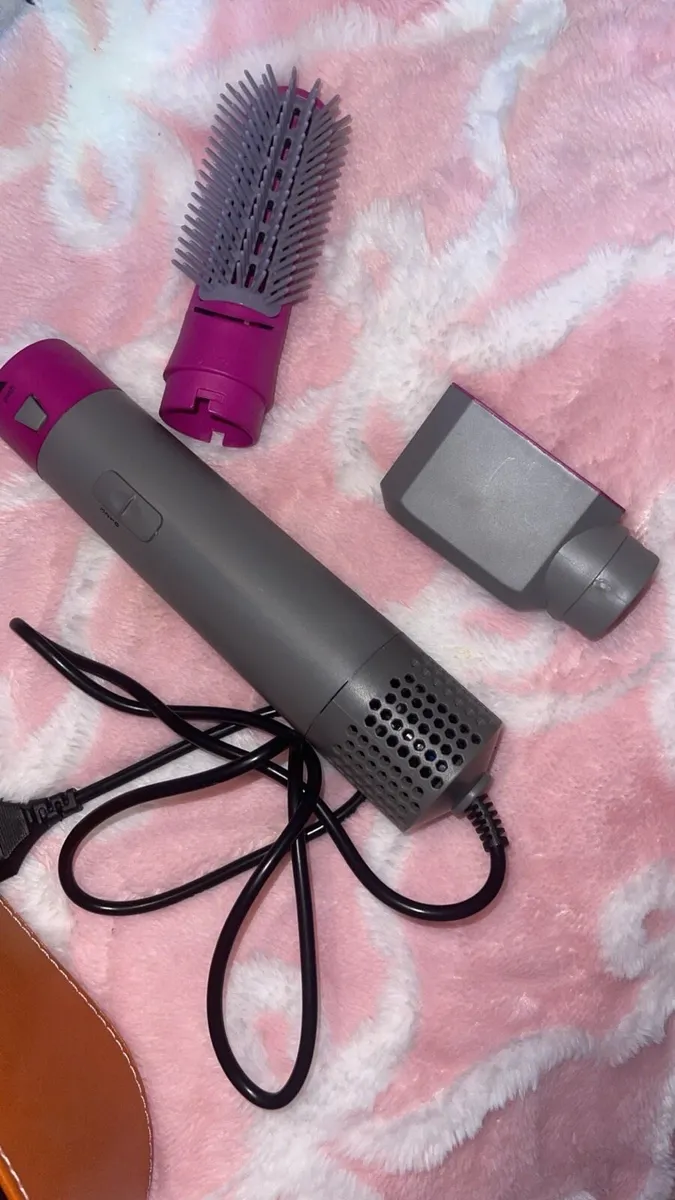 Dyson dupe - Image 3